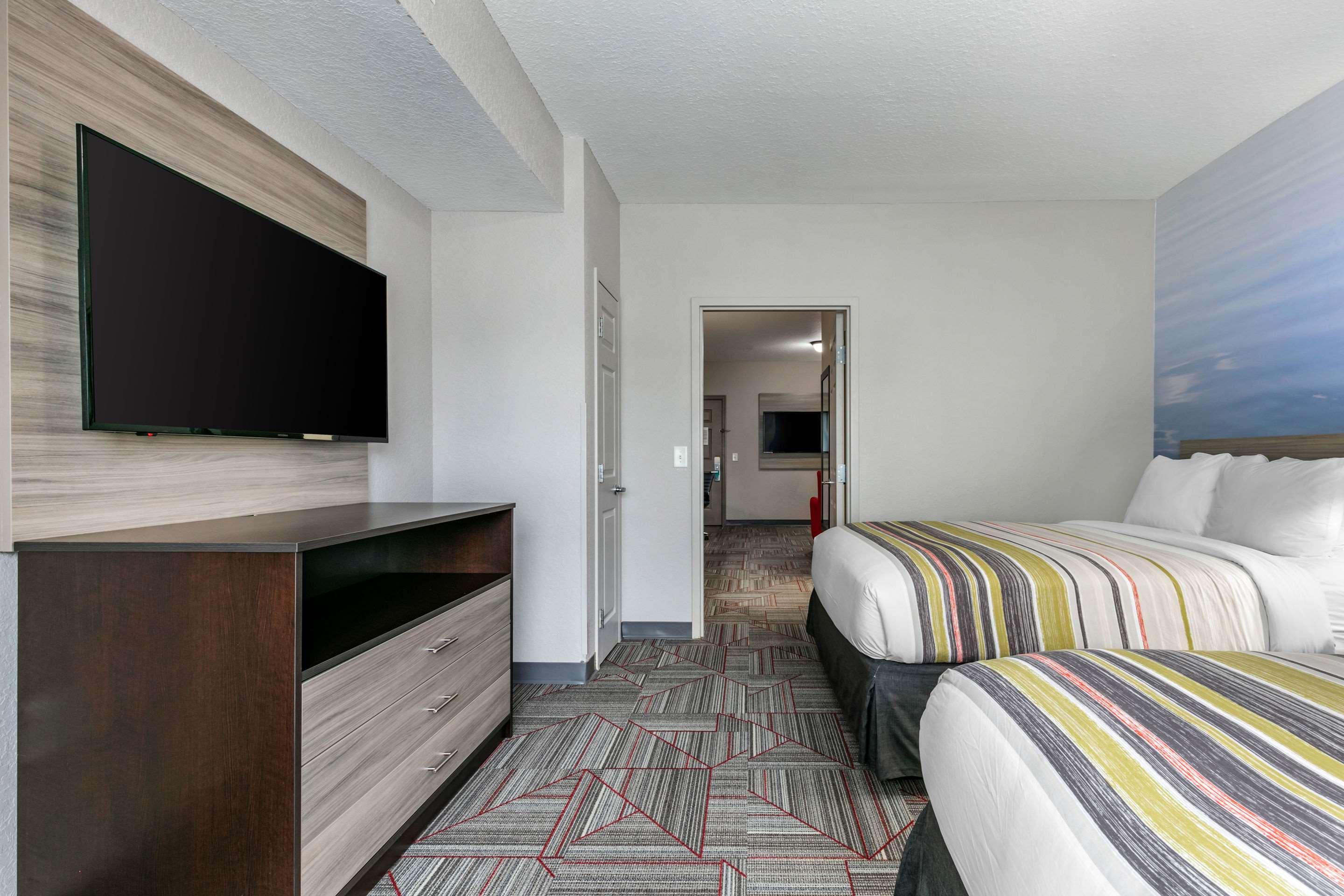 מלון Clarion Pointe Columbus-Bradley Park מראה חיצוני תמונה