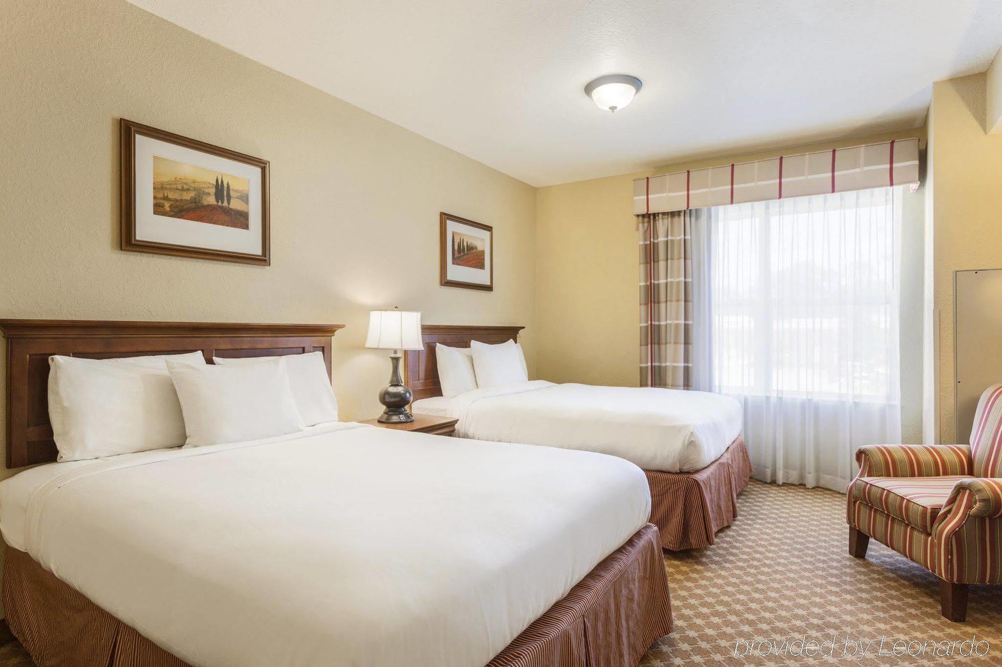 מלון Clarion Pointe Columbus-Bradley Park מראה חיצוני תמונה
